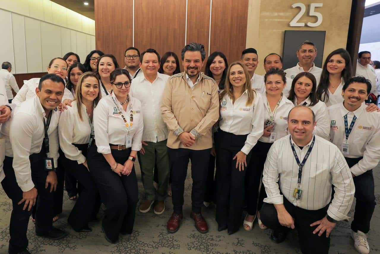 Incorporan 278 especialistas al sistema estatal de salud