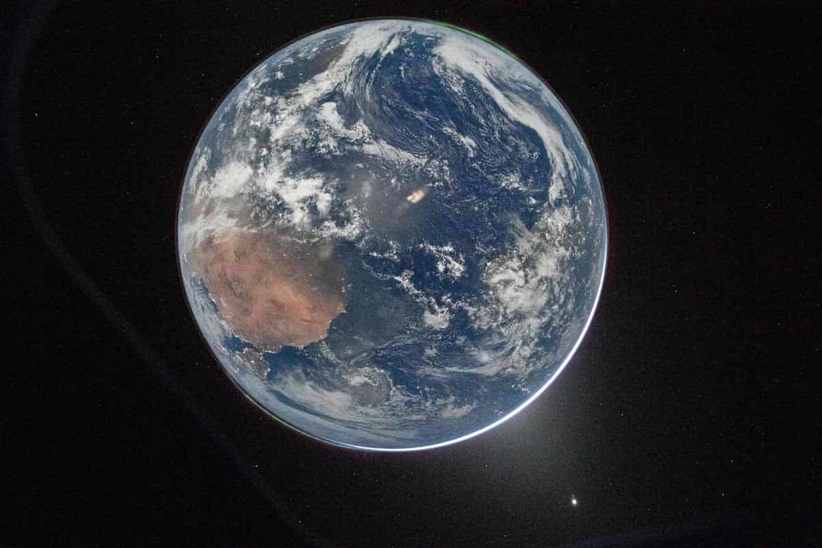 Artemis II sorprende con imágenes de la Tierra