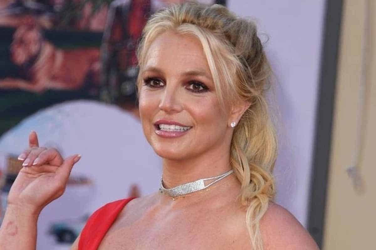 Britney Spears ingresa a rehabilitación tras arresto