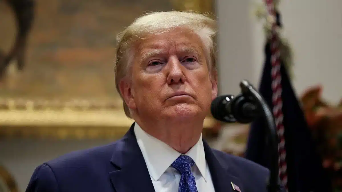 Colapso de Irán: Trump advierte crisis financiera sin precedentes
