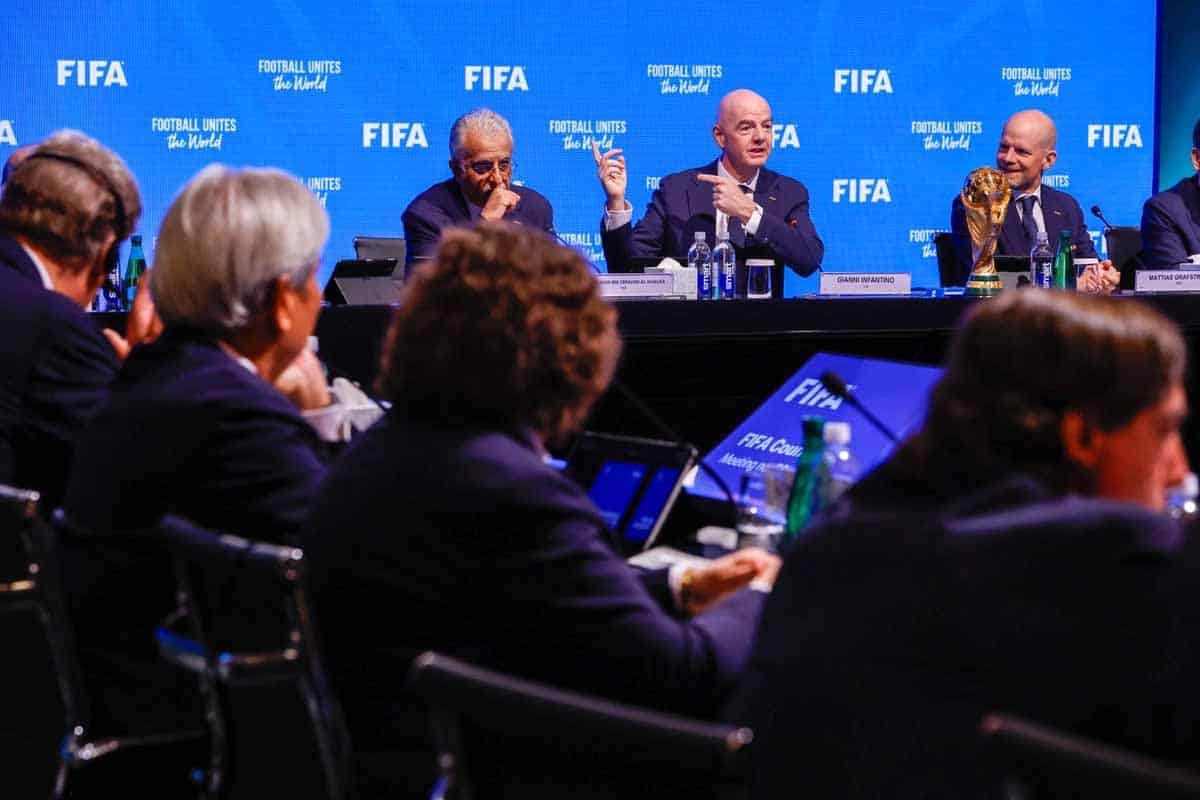 FIFA eleva pagos y apoya a selecciones FIFA eleva pagos y apoya a selecciones