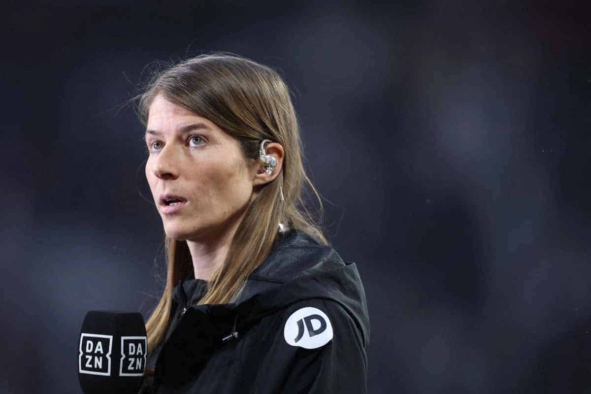 Marie - Louise Eta dirige en Bundesliga