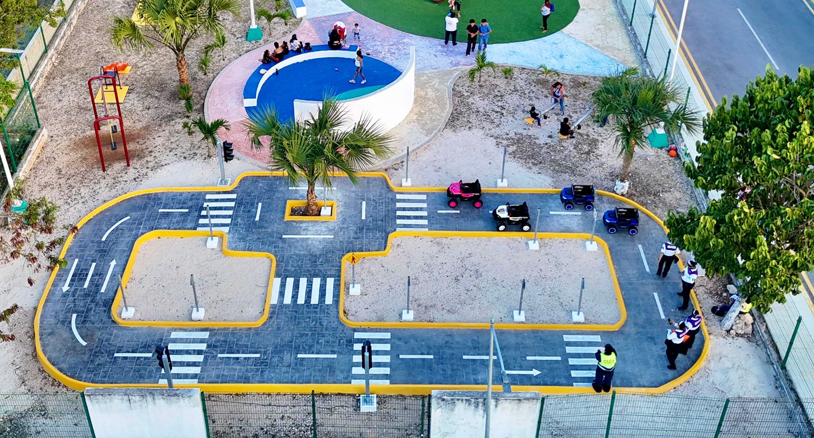 Crean circuito vial infantil en Plaza Ejidatarios de Isla Mujeres