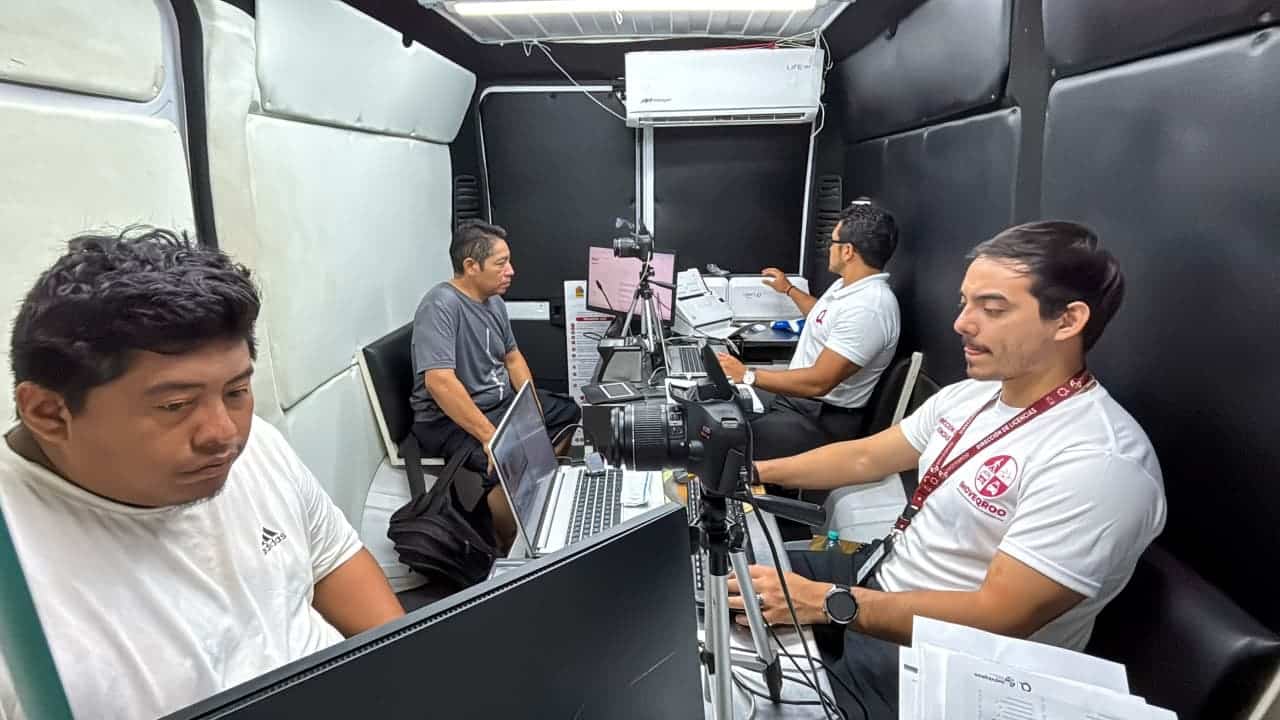 Imoveqroo acerca licencias a comunidades de Quintana Roo