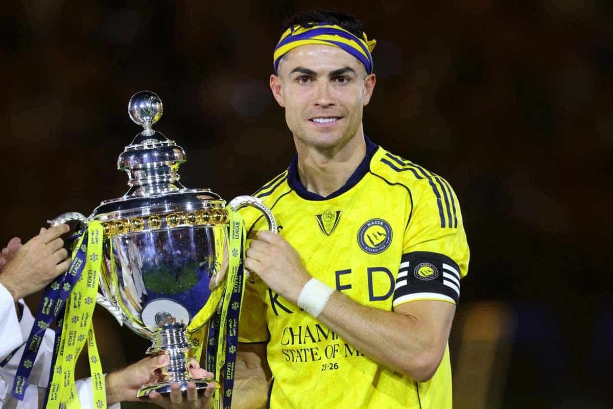 Cristiano Ronaldo firma doblete y corona al Al Nassr