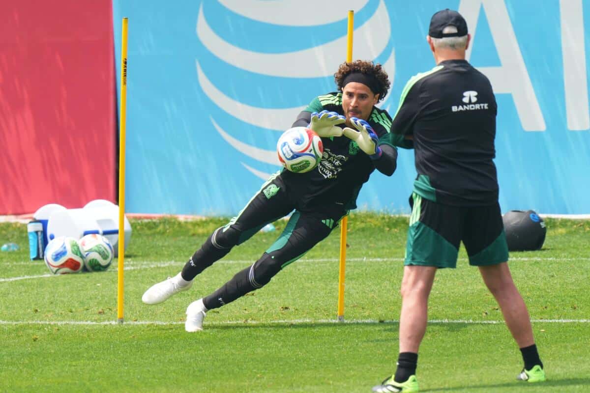 Guillermo Ochoa en las Copas del Mundo