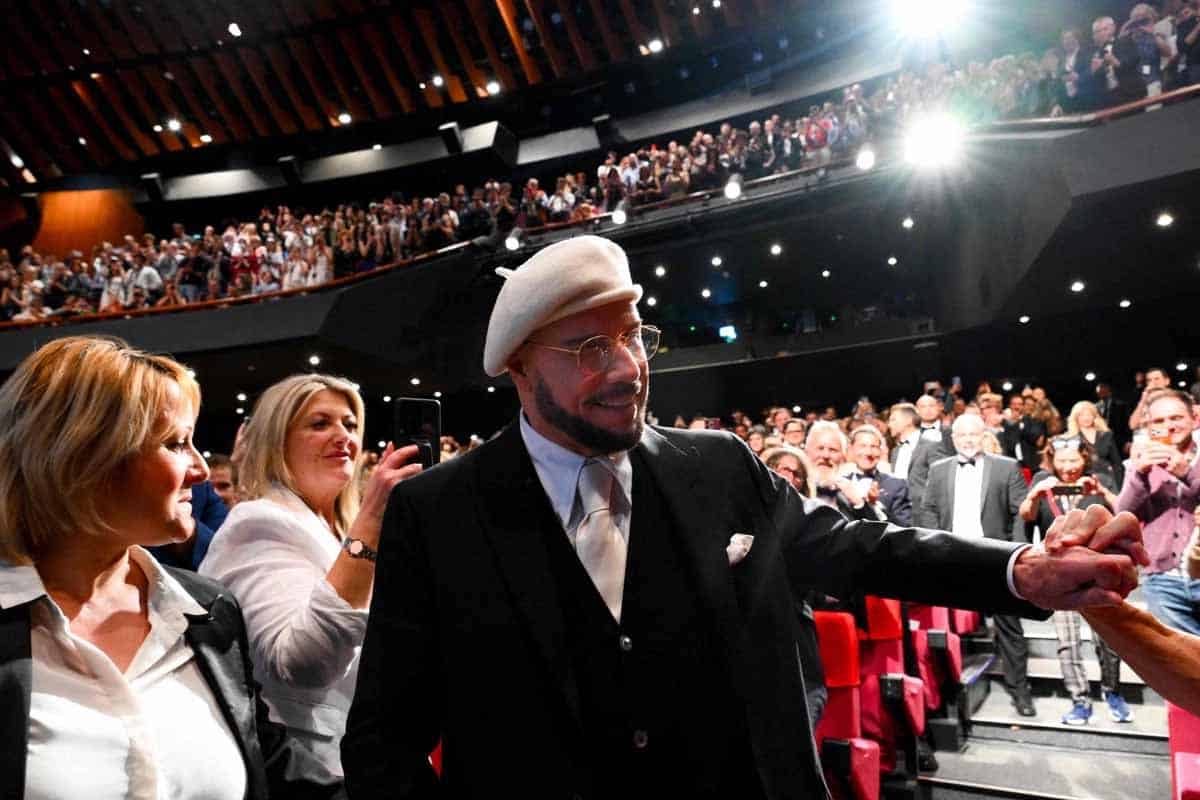 John Travolta recibe Palma de Oro sorpresa John Travolta recibe Palma de Oro sorpresa