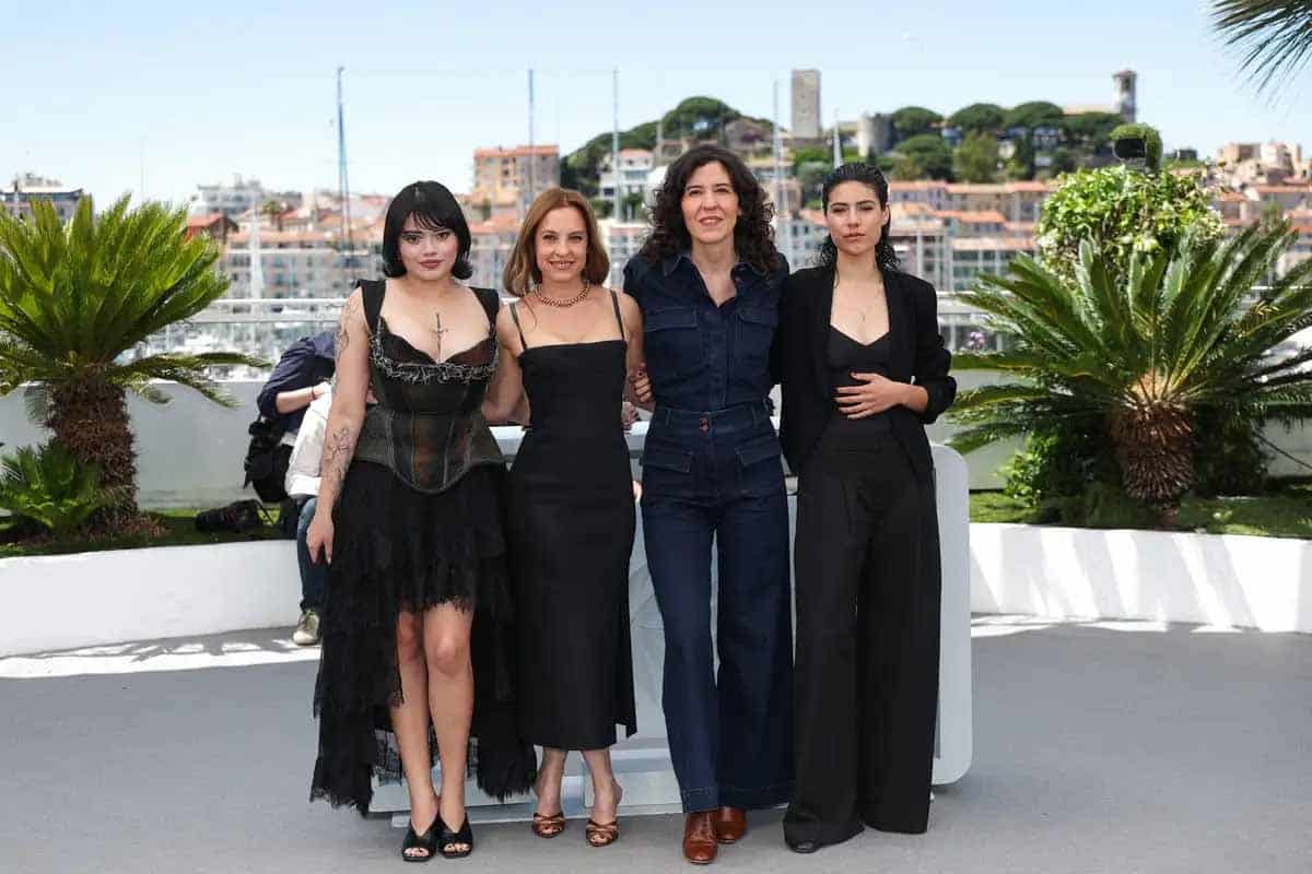 Marina de Tavira gana en Cannes histórico premio Marina de Tavira gana en Cannes histórico premio
