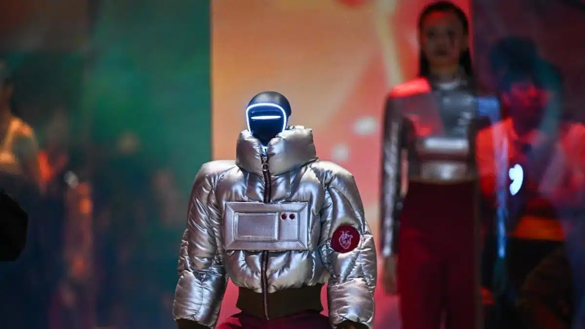 Robots humanoides desfilan en Corea y anticipan nuevos empleos