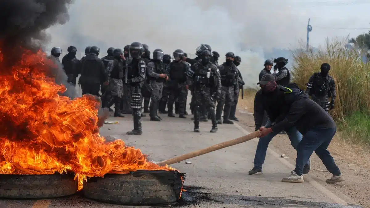 Estado de excepción: Bolivia amplía poderes presidenciales en plena crisis