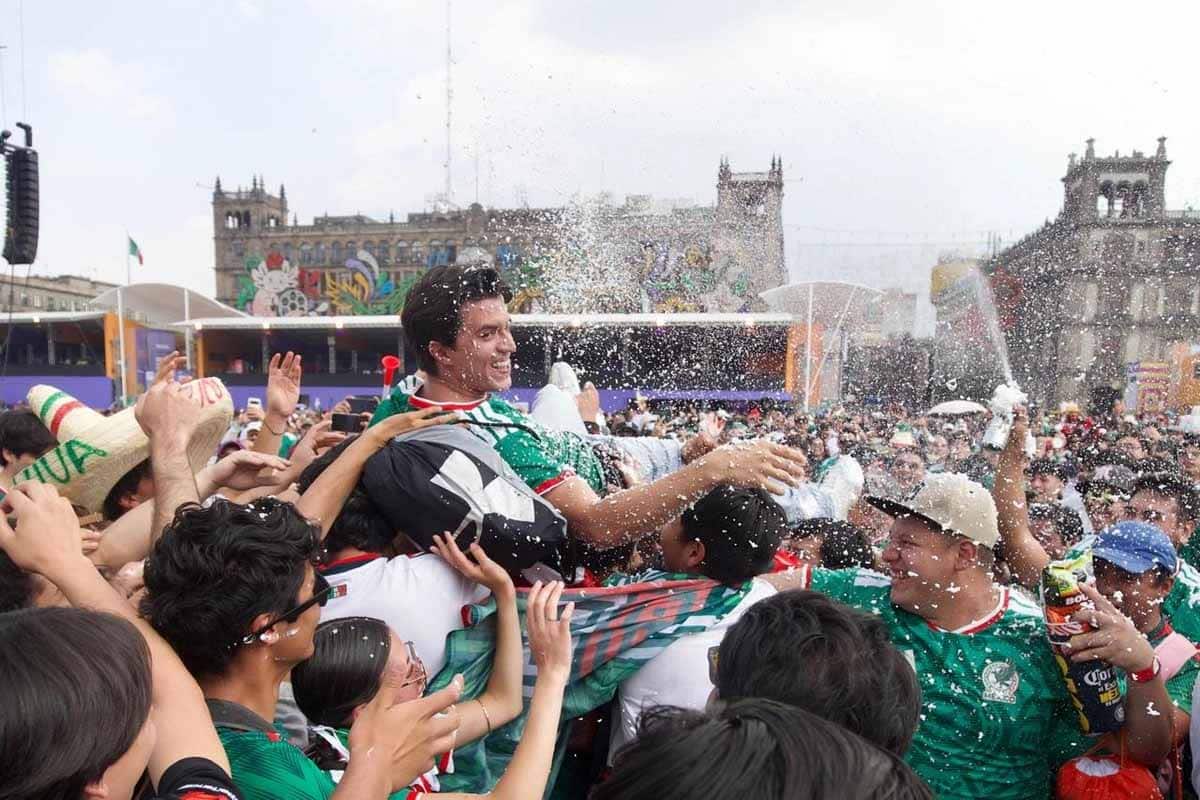 Fan Fest genera más de 322 millones en una semana