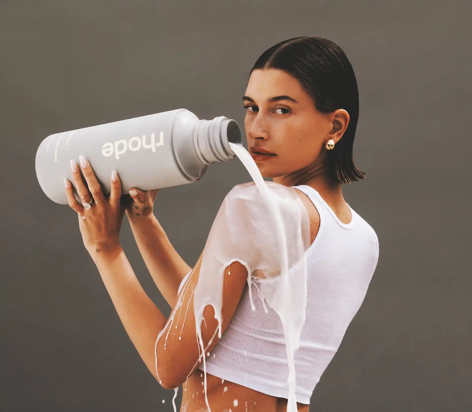 Hailey Bieber y la fortuna que construyó gracias al éxito de Rhode