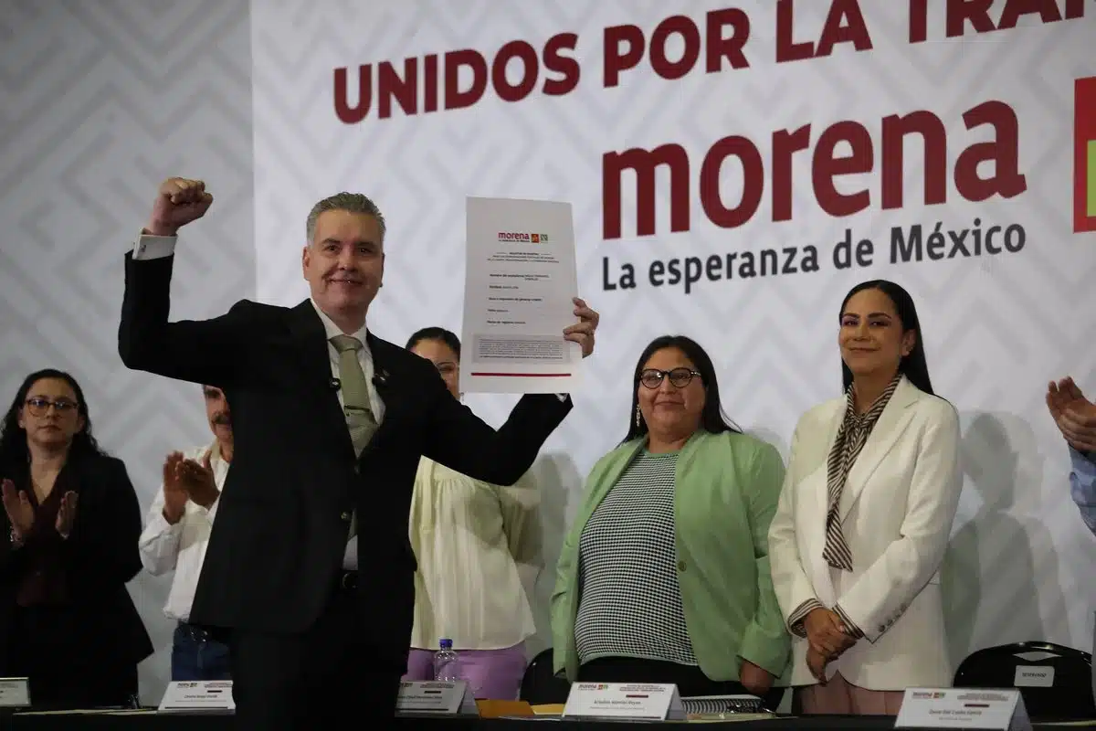 Nuevo León entre influencers y política: aspirantes cuestionan el poder digital