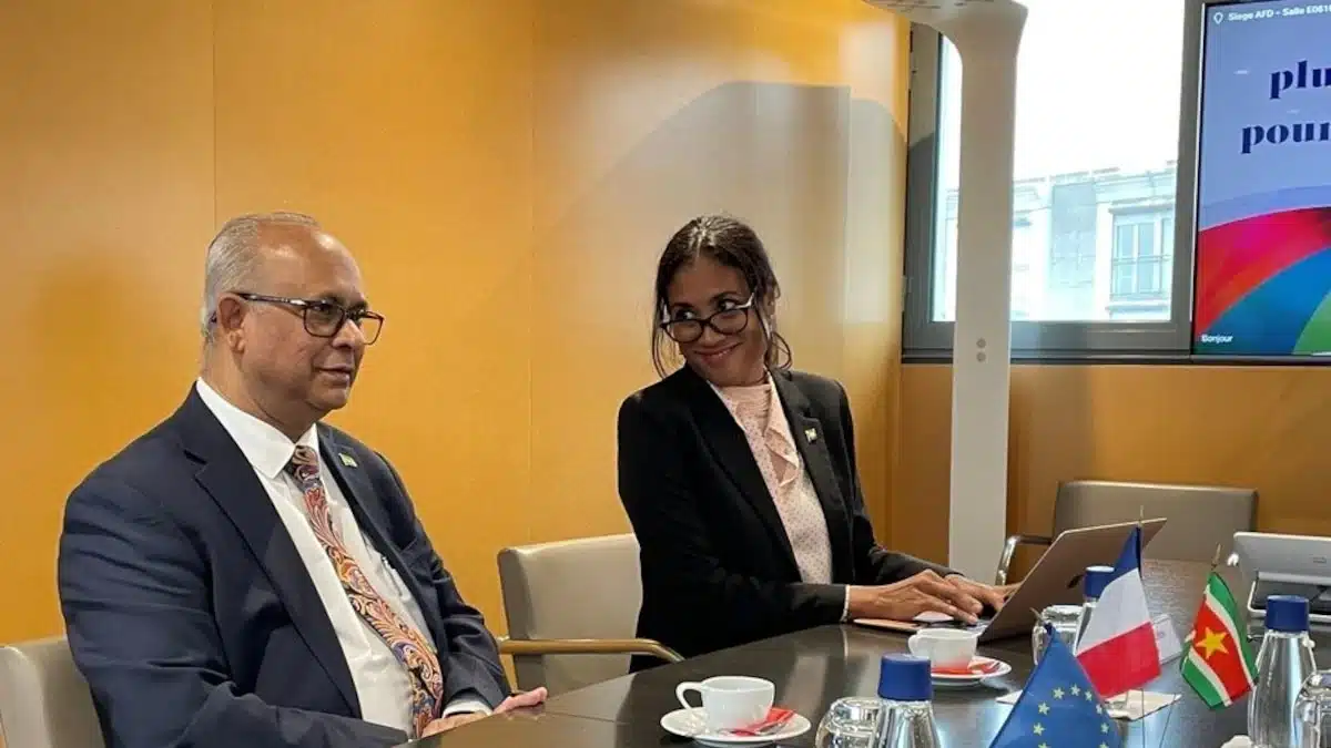 OEA en crisis EE.UU. cancela visa a funcionaria investigada OEA en crisis: EE.UU. cancela visa a funcionaria investigada