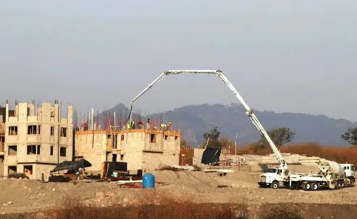 Obra pública impulsará el PIB desde julio, asegura Sheinbaum