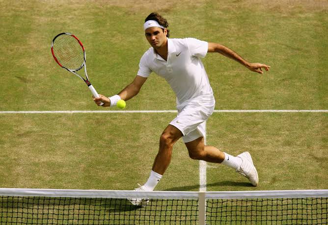 Roger Federer- Los impresionantes lujos y propiedades del rey del tenis Roger Federer: Los impresionantes lujos y propiedades del rey del tenis