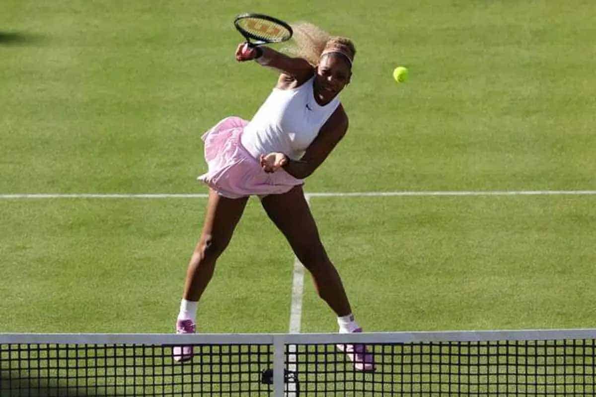 Serena Williams vuelve al tenis y gana en dobles en Queen’s Serena Williams vuelve al tenis y gana en dobles en Queen’s
