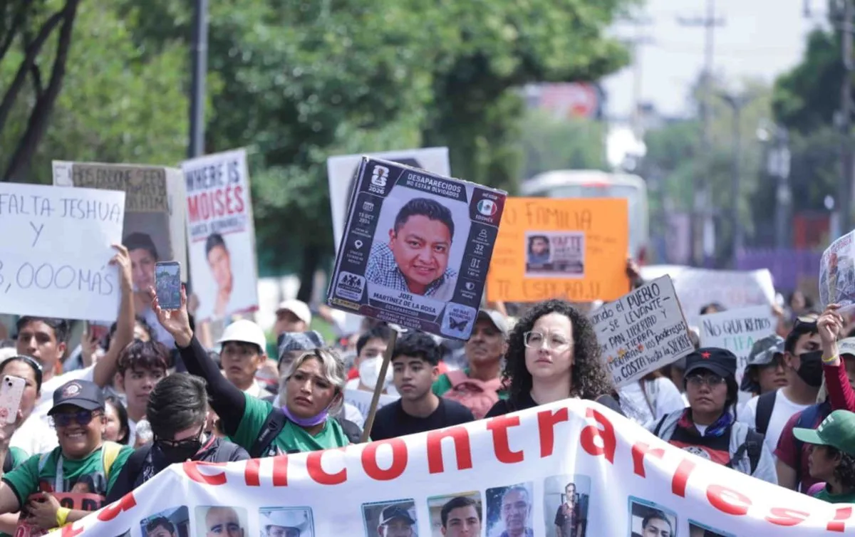 Madres buscadoras: Historia de las mujeres que cambiaron la búsqueda de desaparecidos Madres buscadoras: Historia de las mujeres que cambiaron la búsqueda de desaparecidos