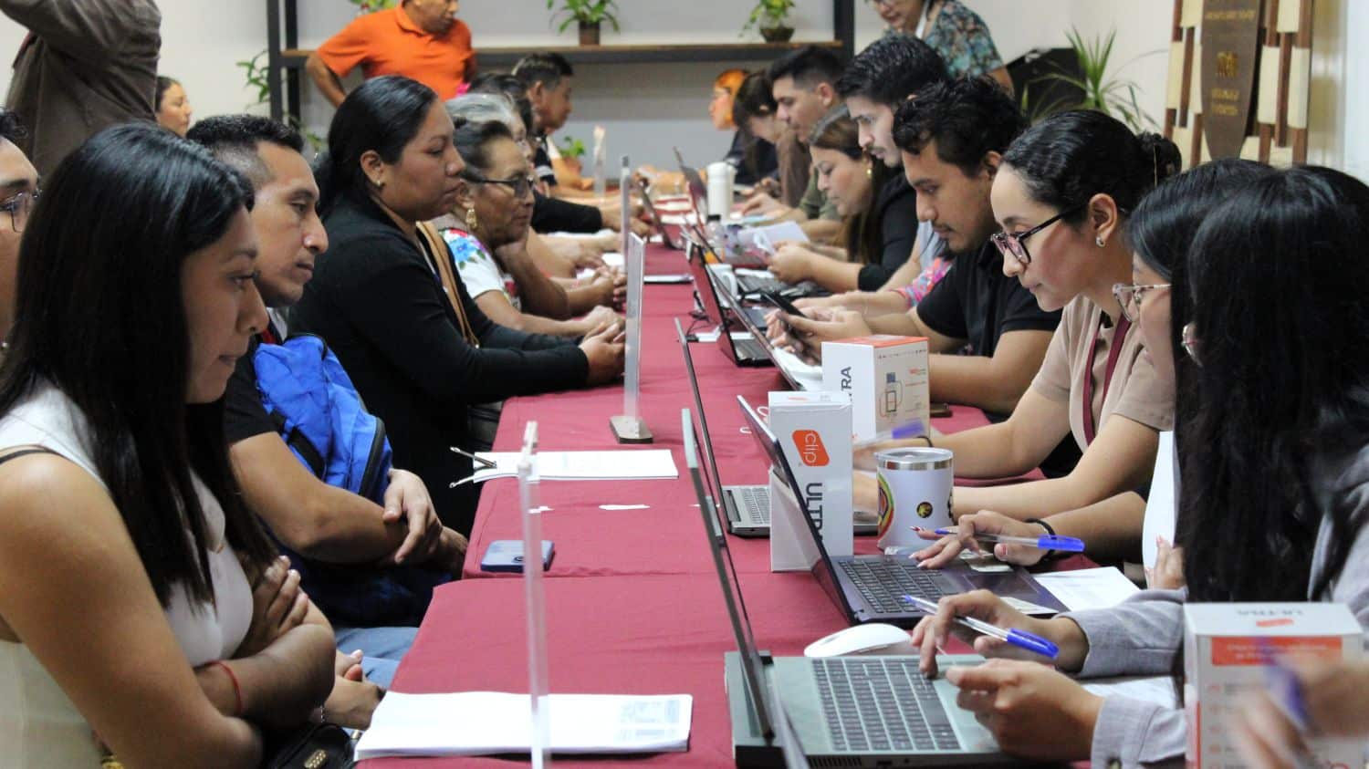 Cobro con tarjeta aumenta ventas de emprendedoras
