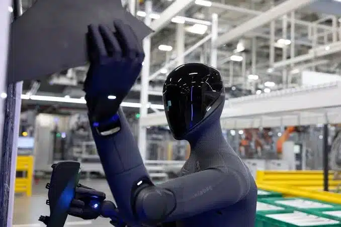 Figure 03 el robot que transforma el trabajo en las fábricas de BMW Figure 03: el robot que transforma el trabajo en las fábricas de BMW