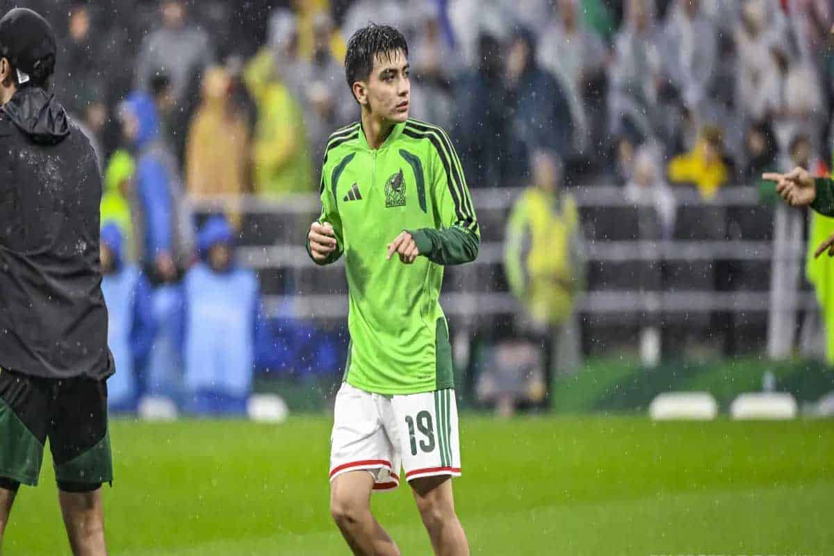 Gilberto Mora destaca y atrae clubes europeos tras Mundial