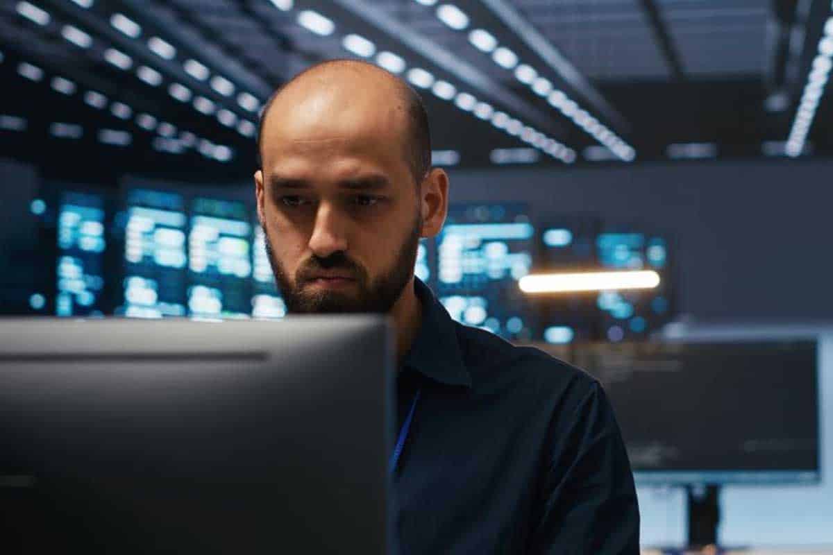 Inteligencia artificial transforma ciberseguridad y crea empleos