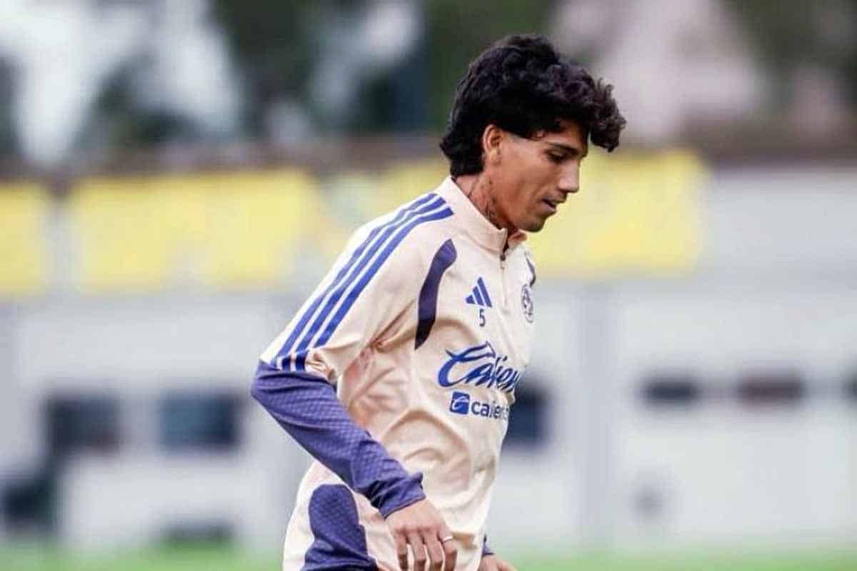Kevin Álvarez cambia de posición y busca volver a Europa
