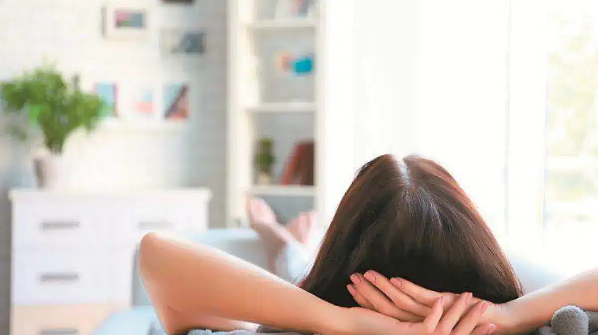 Nesting: el hábito de quedarse en casa que ayuda a reducir el estrés