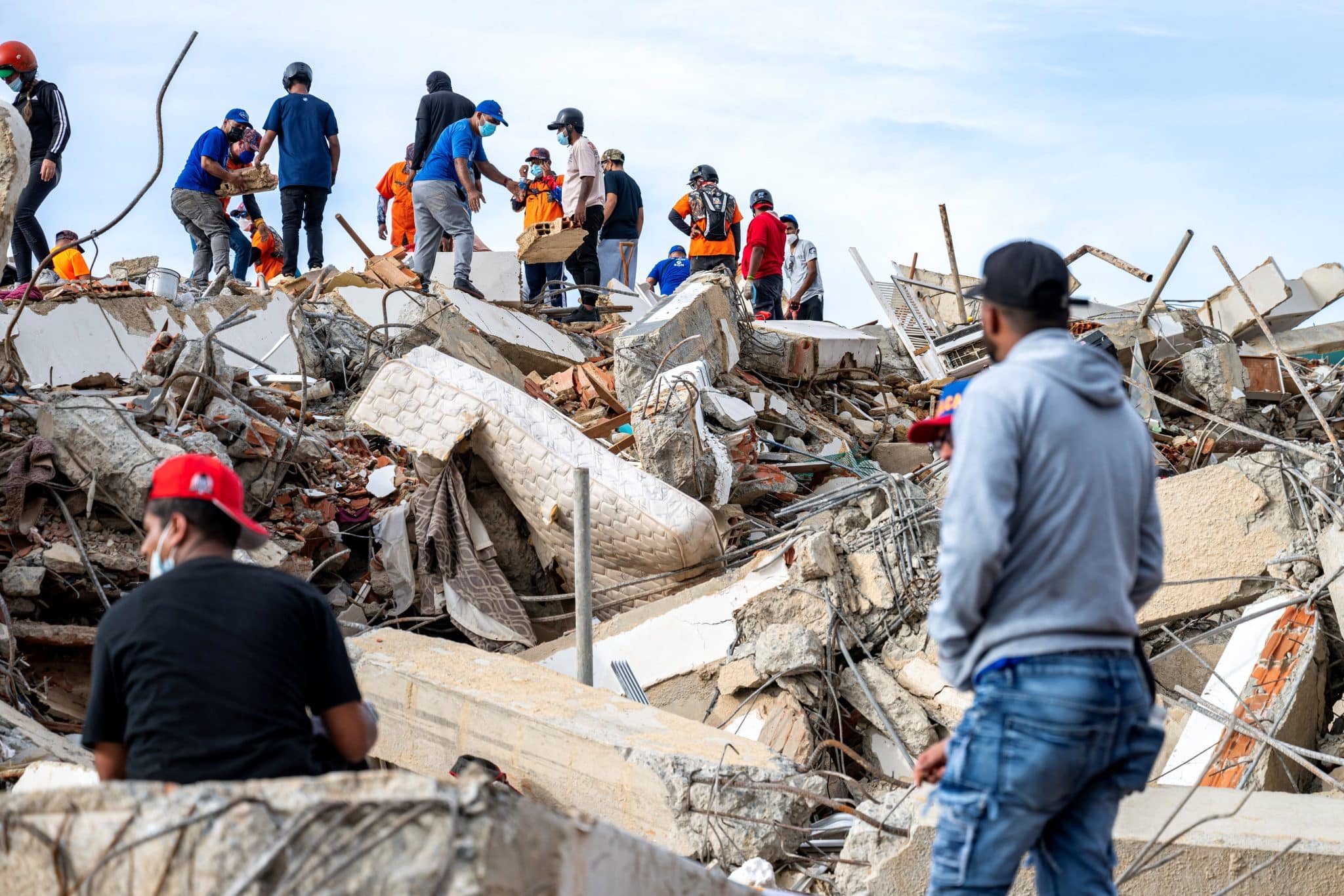 Sismo Venezuela: La historia de Hernán Gil, atrapado siete días