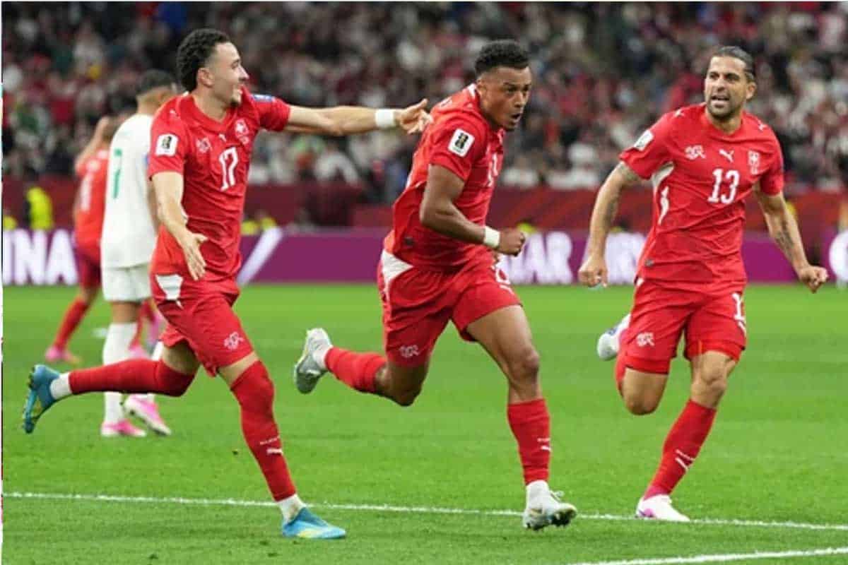 Suiza gana a Argelia y espera rival en octavos del Mundial