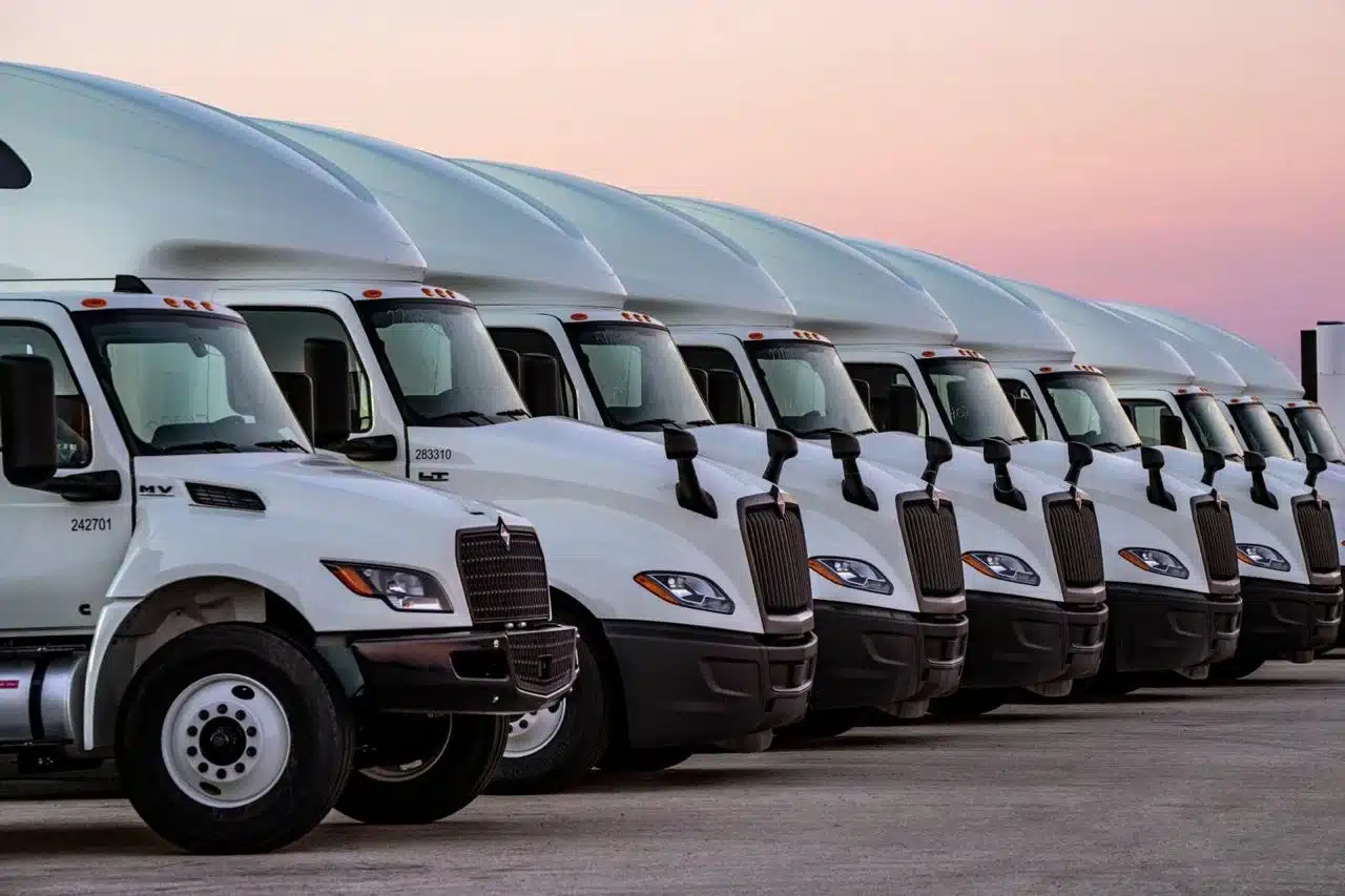 Vehículos pesados impulsan ventas, producción y exportaciones en junio