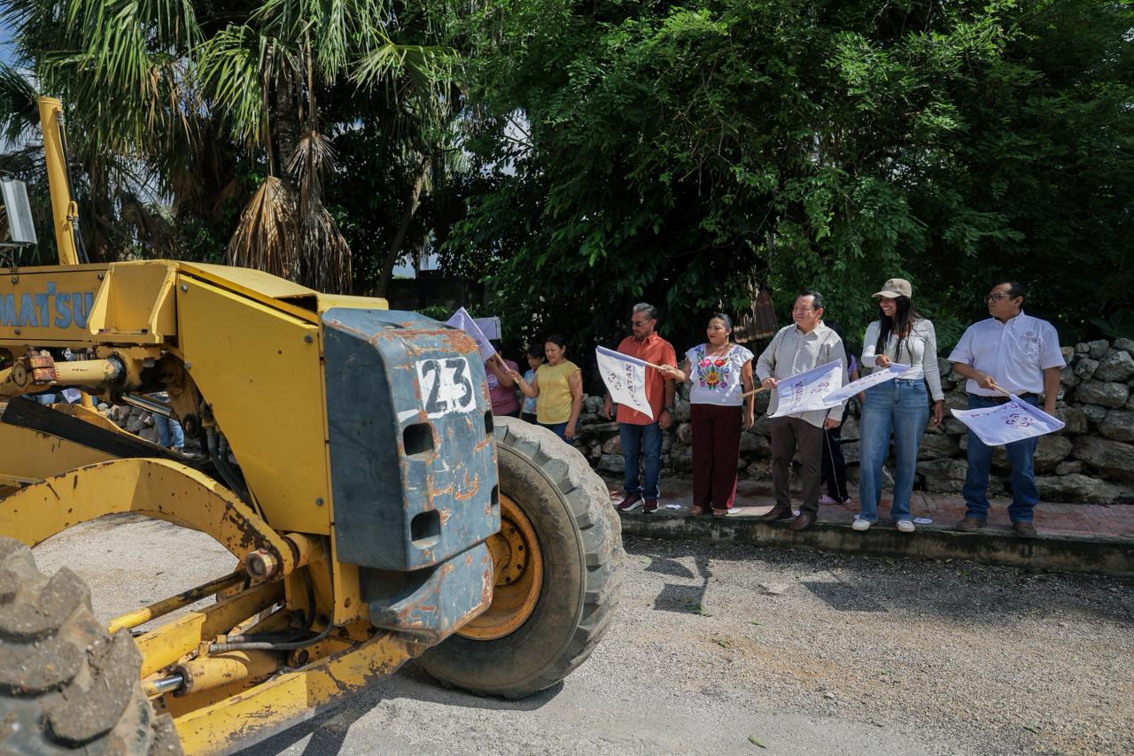 Invierten 5.5 millones en calles de Kopomá Invierten 5.5 millones en calles de Kopomá