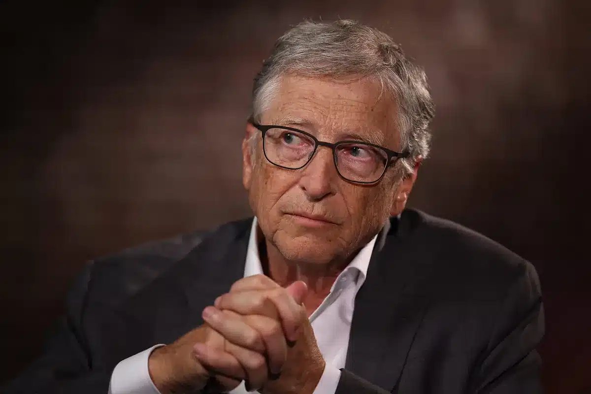 Bill Gates alerta por la IA empleos y trabajadores están en riesgo Bill Gates alerta por la IA: empleos y trabajadores están en riesgo