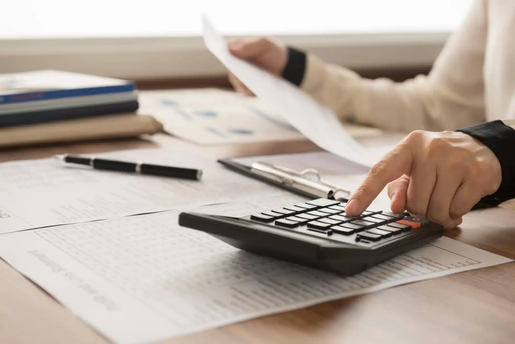 Bolsa de valores: cómo puede afectar tus finanzas sin invertir