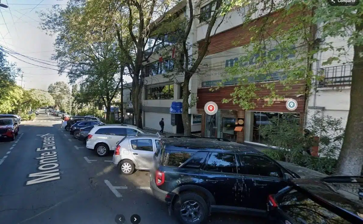 FGJ investiga a funcionarios por uso de suelo de un bar en Lomas