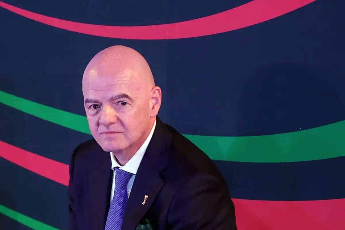 Infantino recibe críticas y peligra su futuro en FIFA