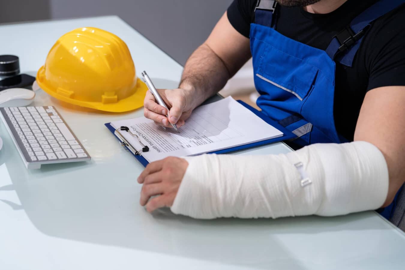 ¿Qué pasa con tu trabajo durante una incapacidad y cuándo te pueden despedir?