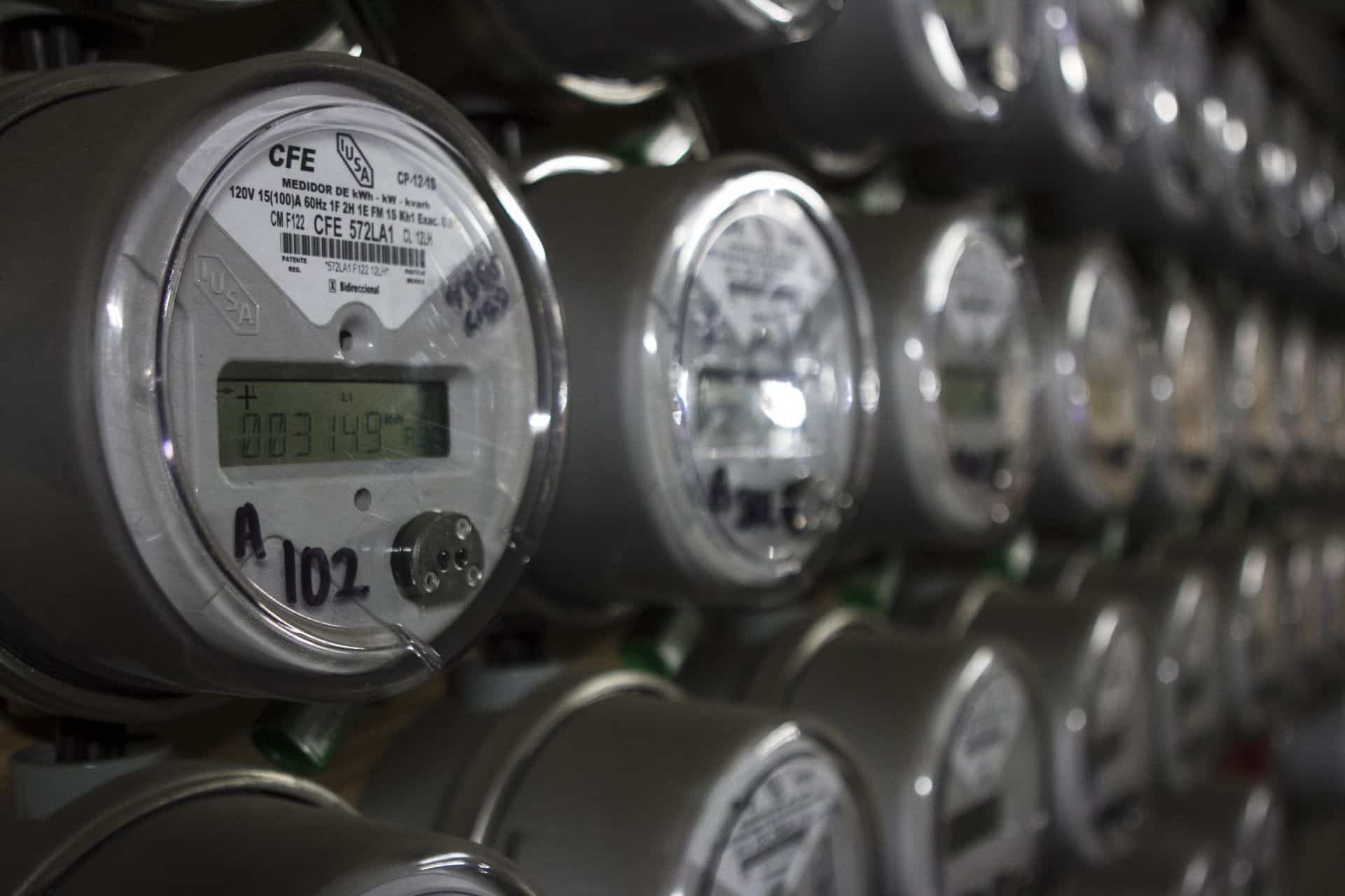 CFE: cuánto cobra por cambiar de 110 a 220 volts CFE: cuánto cobra por cambiar de 110 a 220 volts