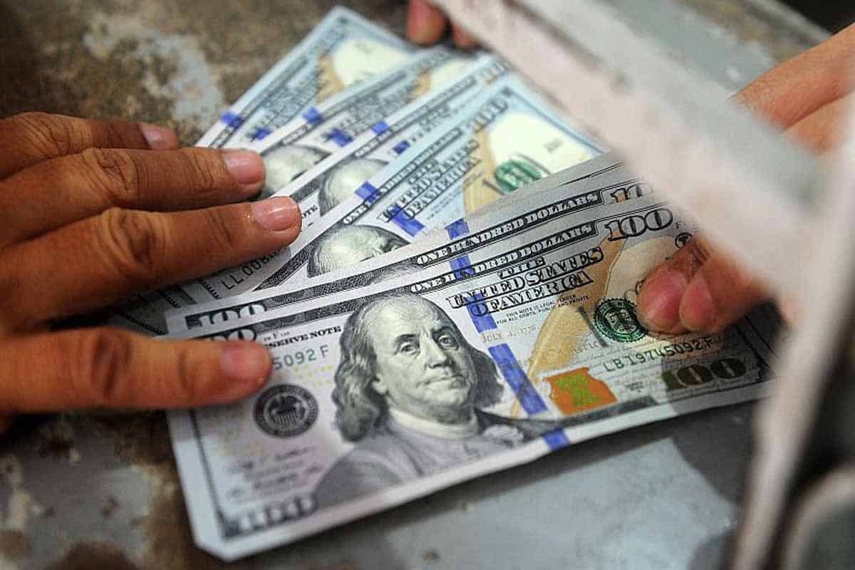 Dólar: qué pasa cuando Estados Unidos baja sus tasas de interés