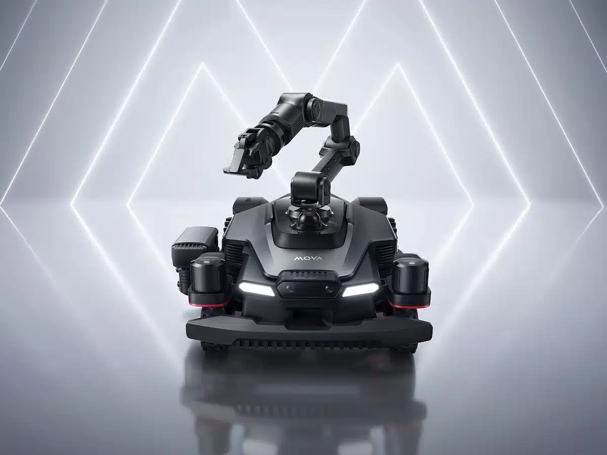 MOVA sorprende con un robot que corta el césped y ordena el jardín