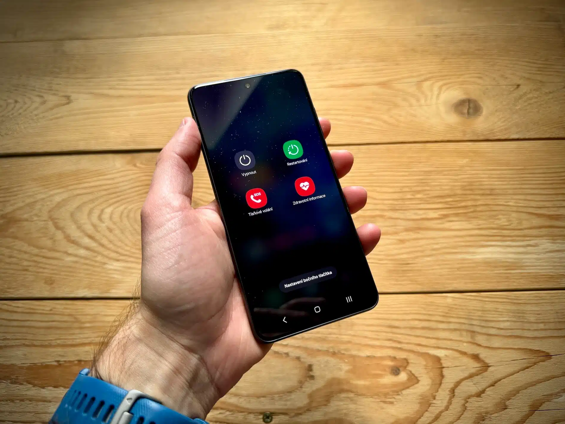 ¿Tu Samsung está lento? Así puedes programar un reinicio automático
